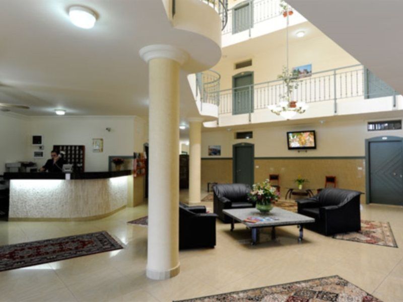 Byblos Comfort Hotel Exterior photo